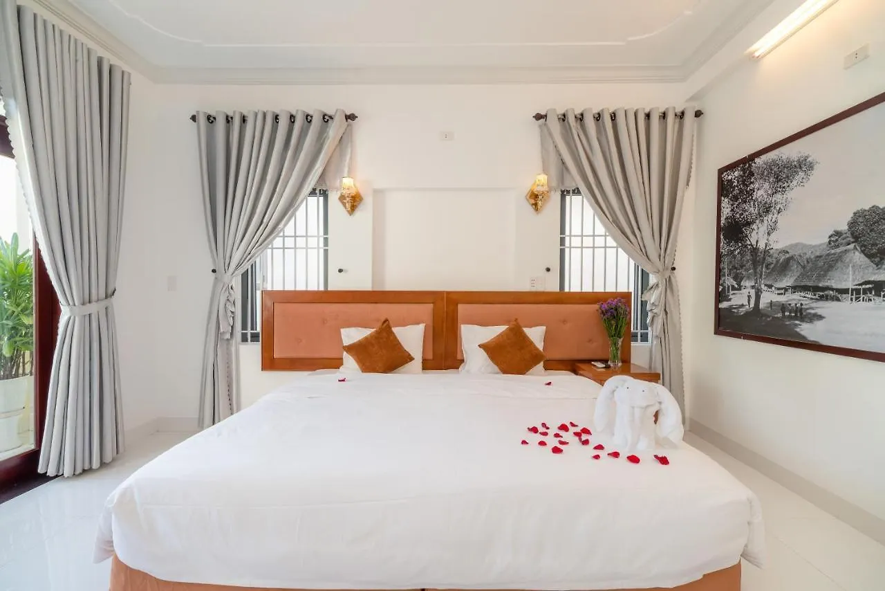 Hanh Nhung Villa Hoi An Vietnam